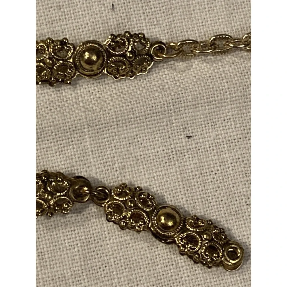 Vintage West Germany Glassfoiled Opal Necklace Moonstone‎ Rhinestones Filigree